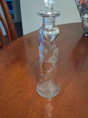 Etched Clear Glass Decanter with Stopper - Floral Cut Design